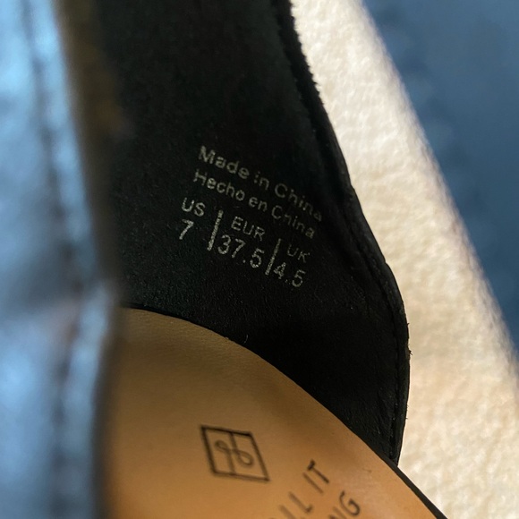 🌸 Call it Spring 🌸 “Adiralla” strappy black heel - Picture 5 of 10